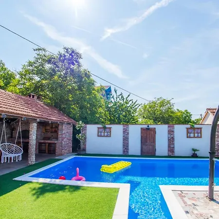 Kamenjarka Široki Brijeg