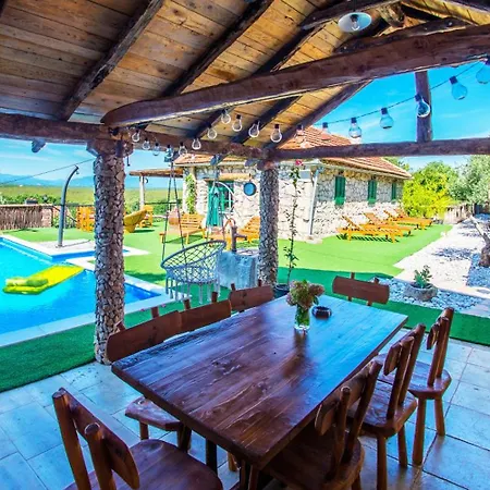 Kamenjarka Villa Široki Brijeg