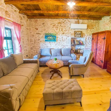 Kamenjarka Široki Brijeg