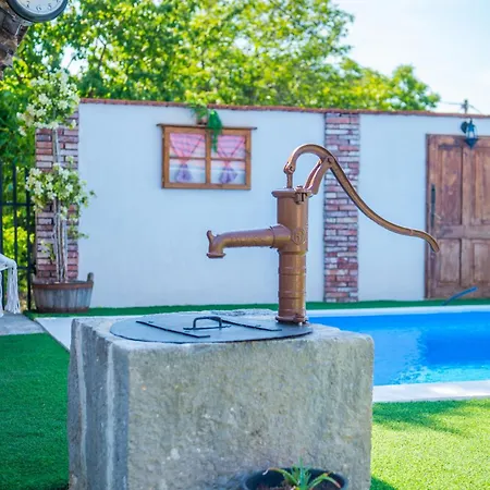 Kamenjarka Široki Brijeg