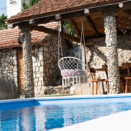 Villa Kamenjarka Široki Brijeg