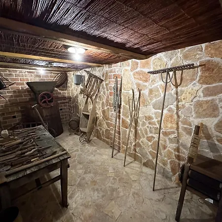 Kamenjarka * Široki Brijeg