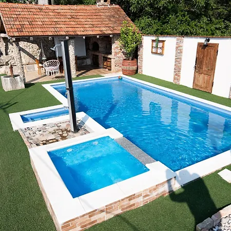 Kamenjarka Villa Široki Brijeg
