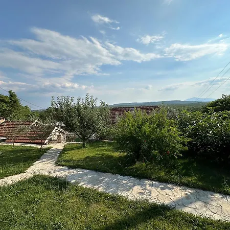 Villa Kamenjarka Široki Brijeg
