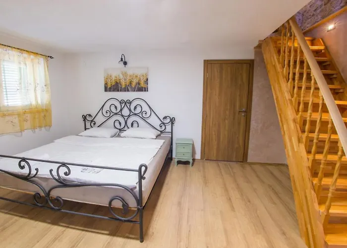 Kamenjarka Široki Brijeg